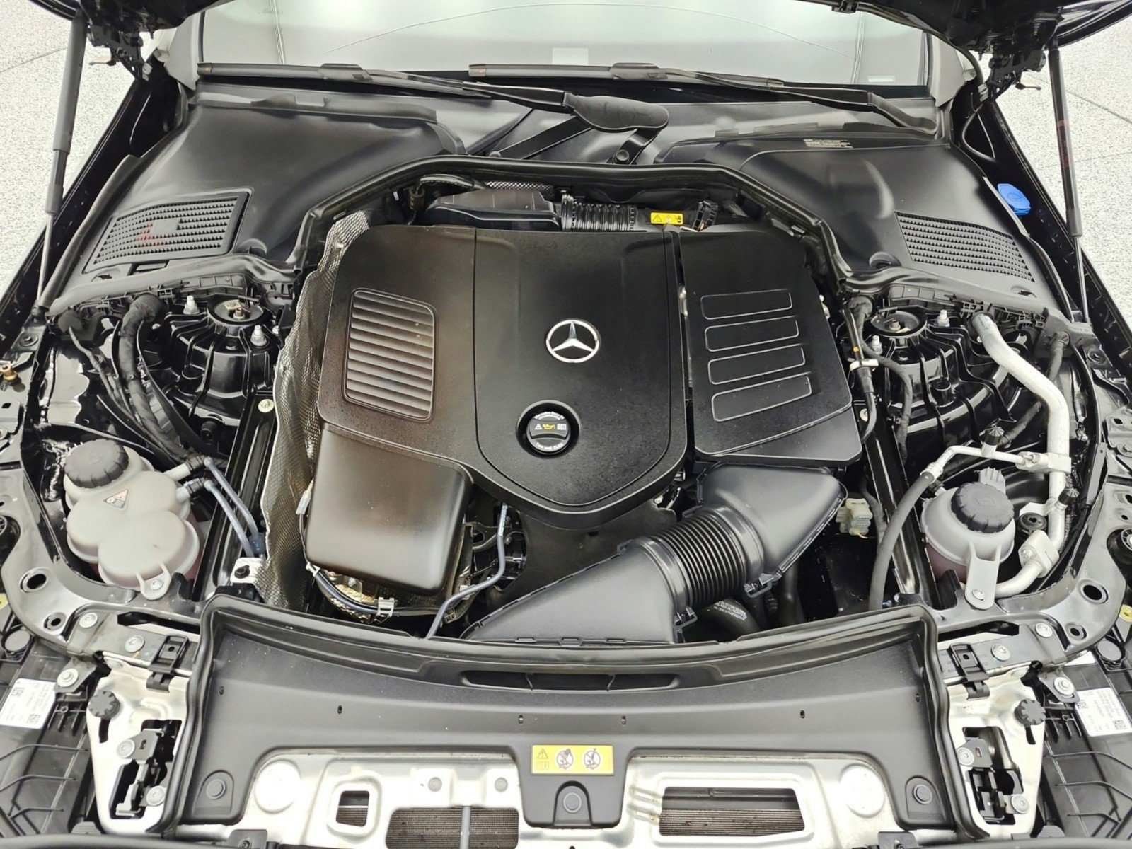 Used 2022 Mercedes-Benz C 300 Sedan image 17