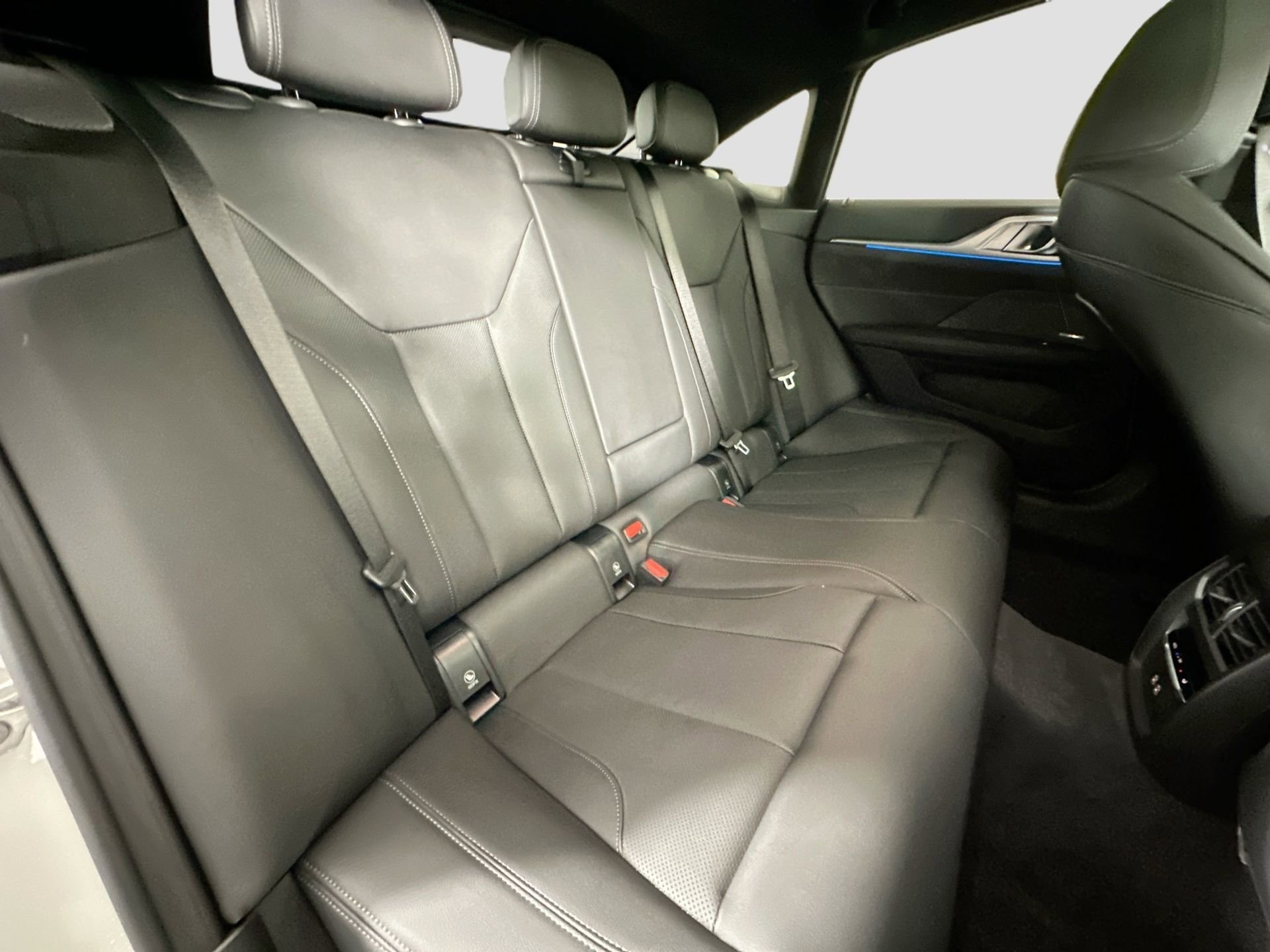 New 2026 BMW i4 eDrive40 w/ Premium Package image 28