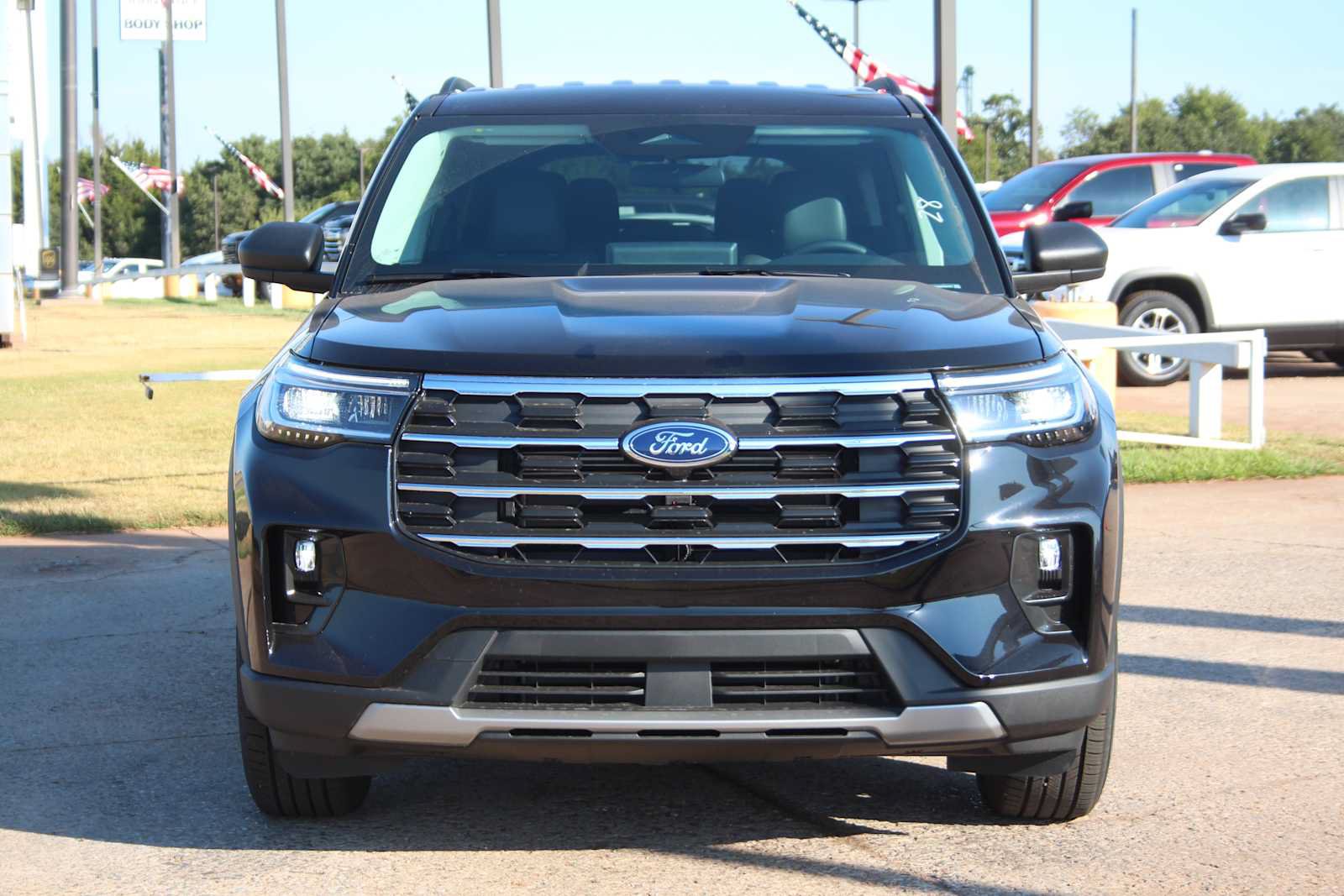 New 2026 Ford Explorer Active w/ Active Comfort Package RWD image 3