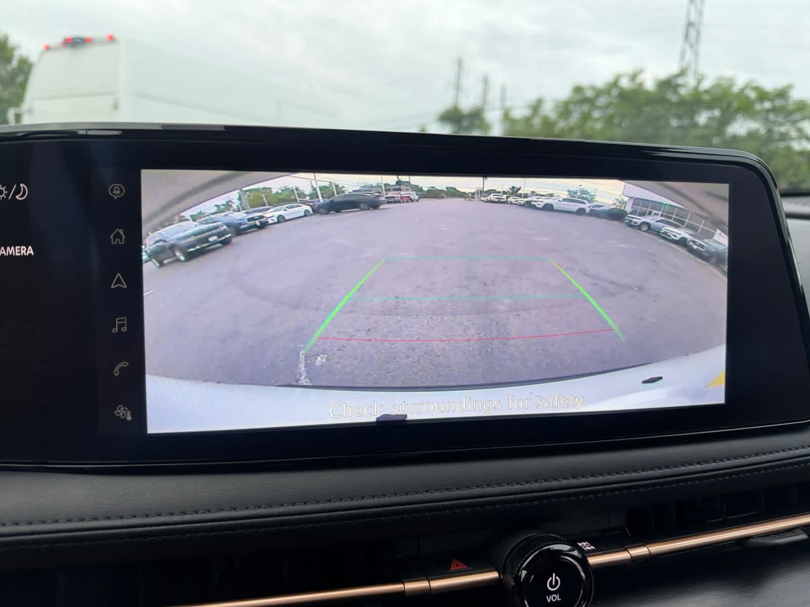 Used 2023 Nissan Ariya FWD image 31
