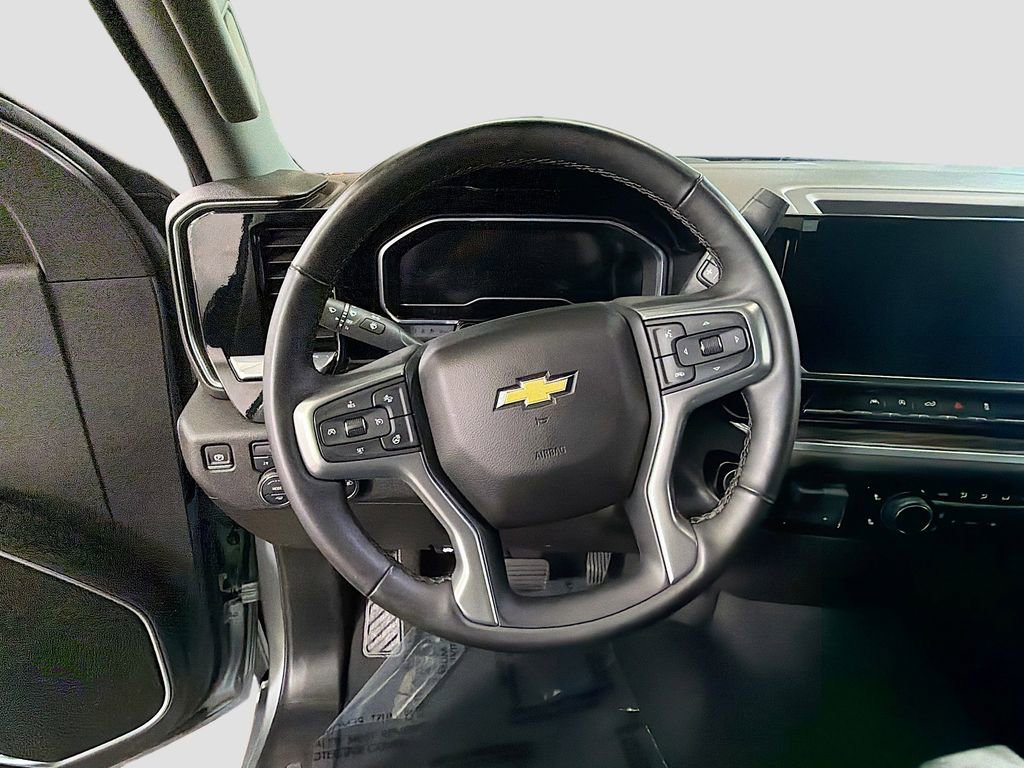Used 2025 Chevrolet Silverado 1500 LT w/ Work Truck Package image 13
