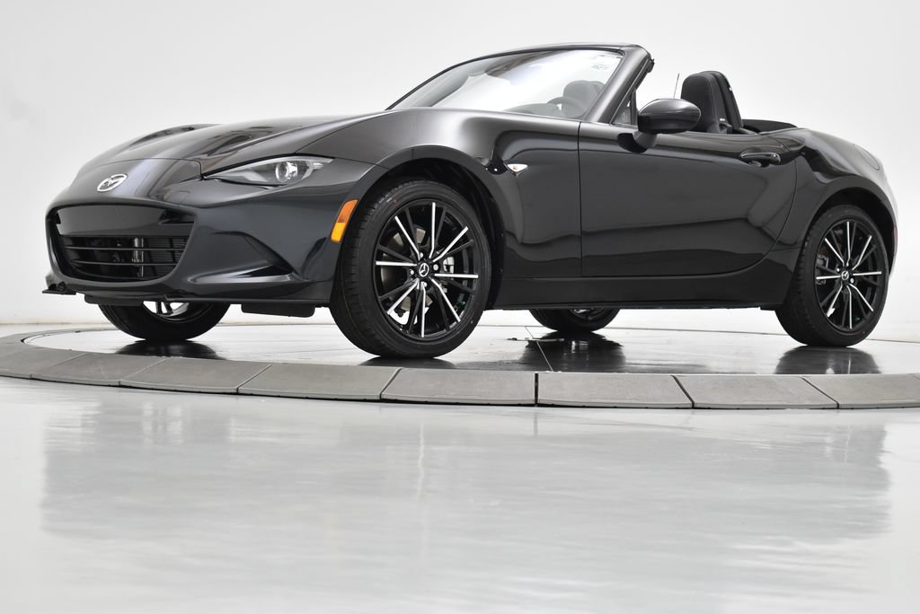 New 2026 MAZDA MX-5 Miata Grand Touring w/ Weather Package RWD image 16