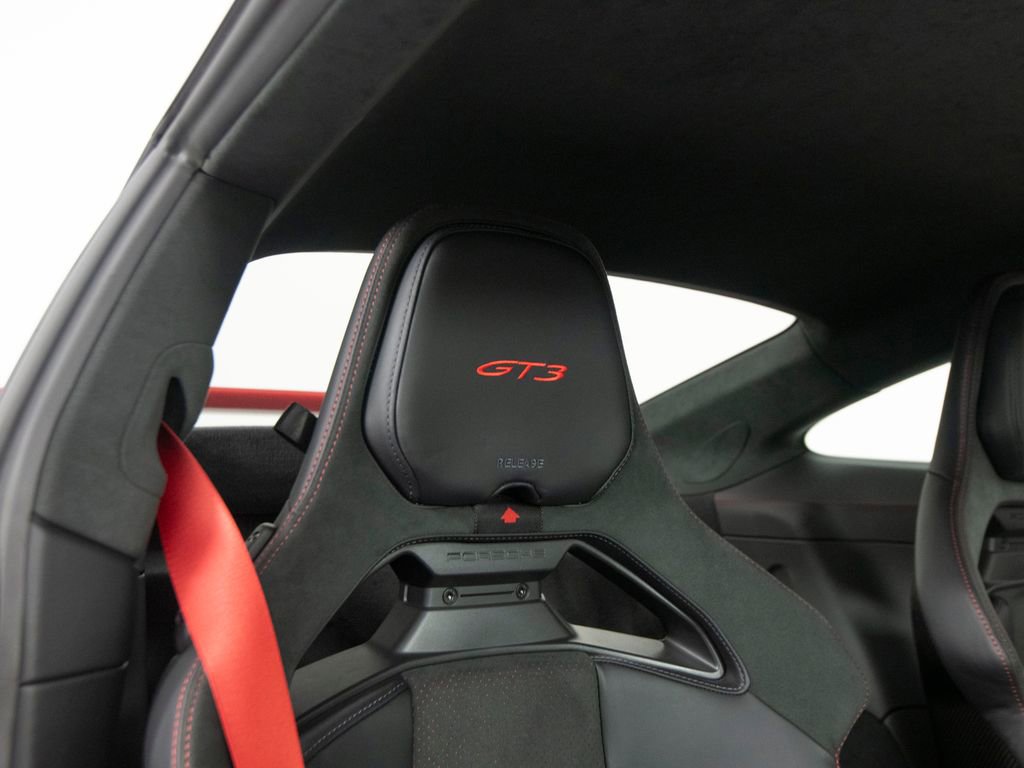 Certified 2026 Porsche 911 GT3 RWD image 41