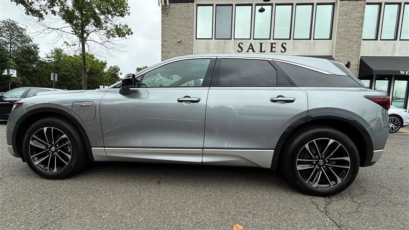 Used 2024 Acura ZDX A-Spec image 3