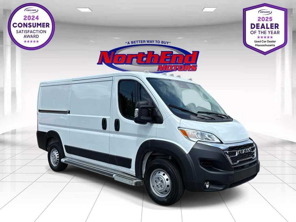 Used 2025 RAM ProMaster 2500 w/ U-Haul Equipment Group FWD image 1