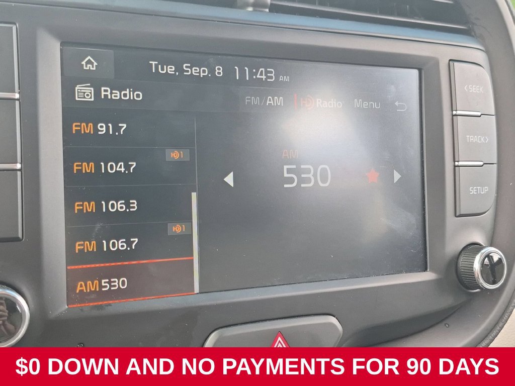 Used 2025 Kia Soul LX FWD image 18