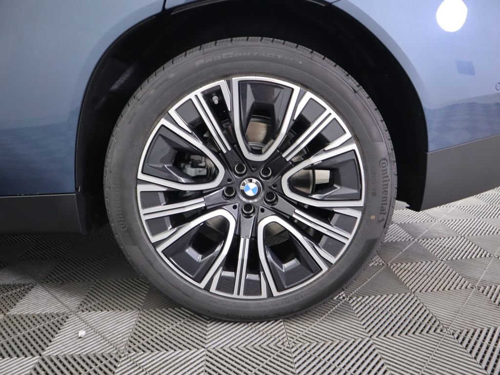 Certified 2025 BMW X3 xDrive30i w/ Convenience Package image 32