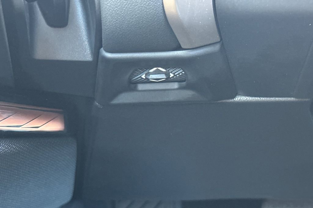 Used 2025 BMW X3 xDrive30i image 30