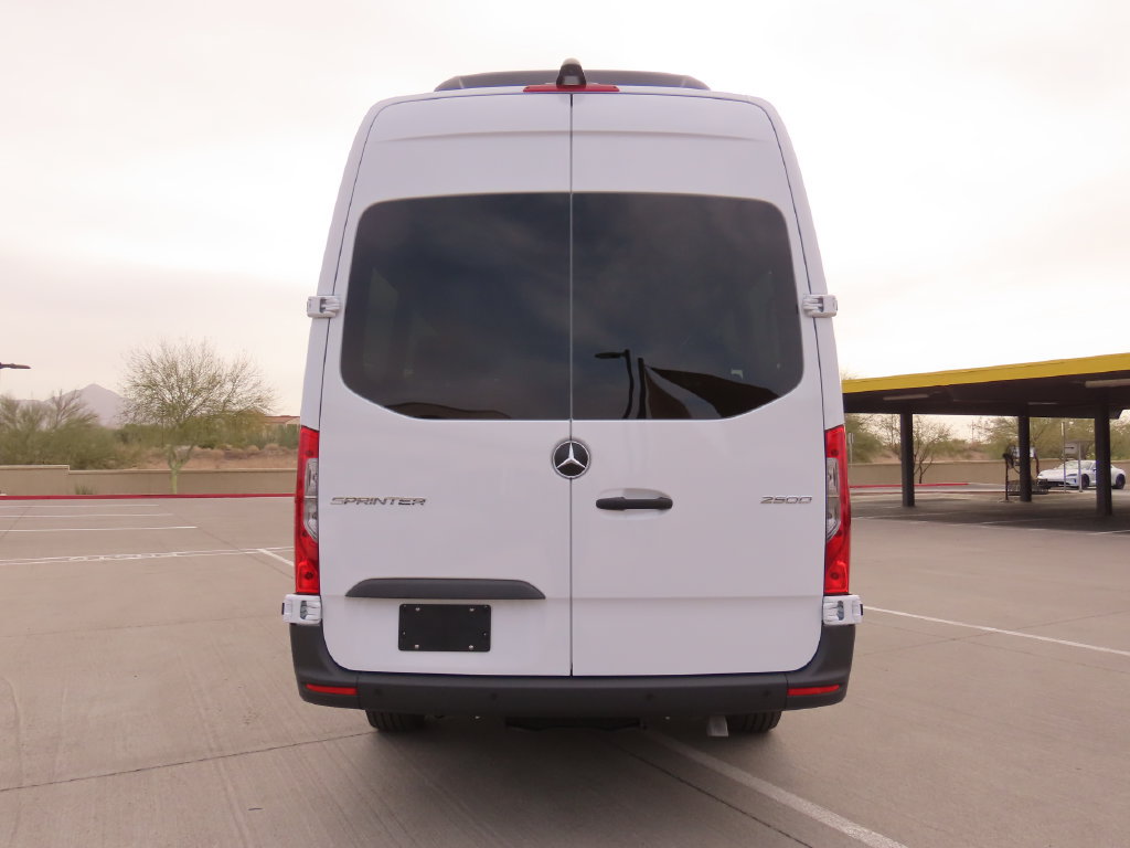 Used 2025 Mercedes-Benz Sprinter 2500 image 6