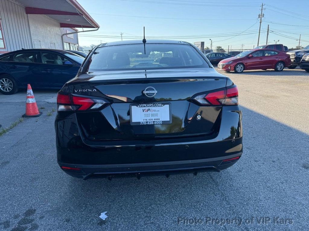 Used 2023 Nissan Versa S image 2