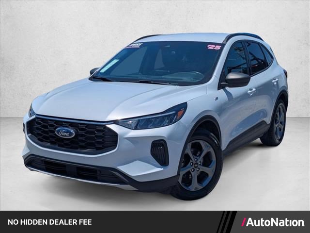Certified 2025 Ford Escape ST-Line FWD image 1