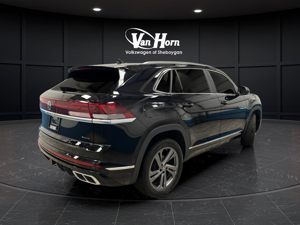 Used 2024 Volkswagen Atlas Cross Sport SEL R-Line AWD/4WD image 7