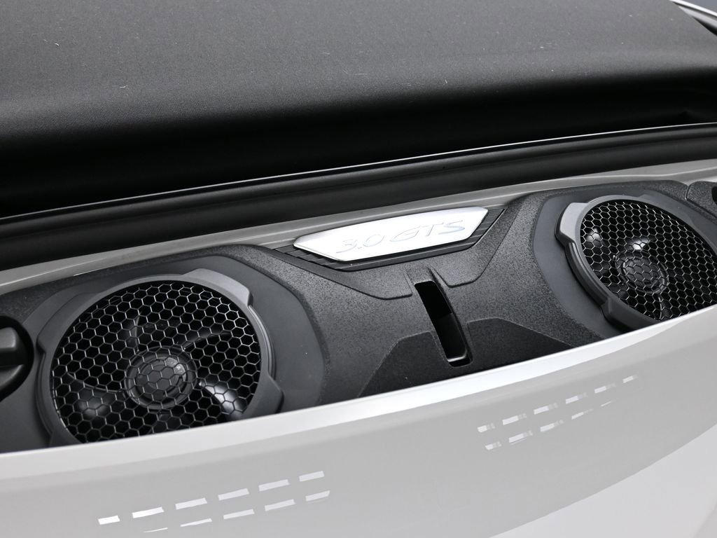 Certified 2024 Porsche 911 Carrera GTS RWD image 30