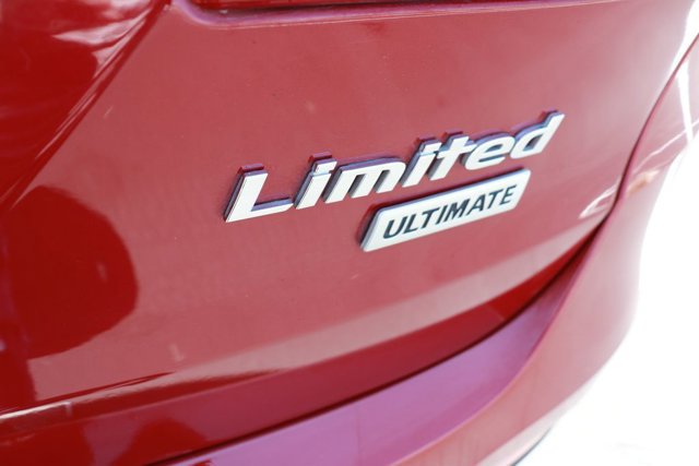 Used 2016 Hyundai Santa Fe Limited w/ Option Group 04 FWD image 8
