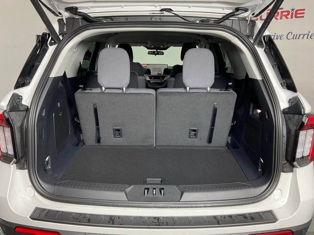New 2026 Ford Explorer Active RWD image 11