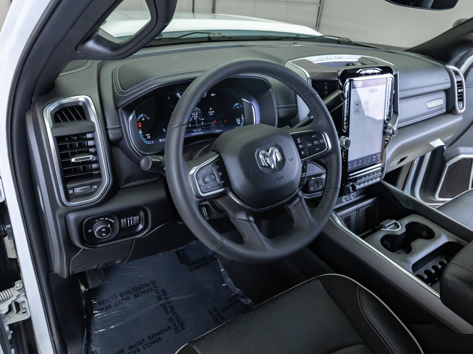 Used 2025 RAM 2500 Laramie w/ Night Edition AWD/4WD image 14