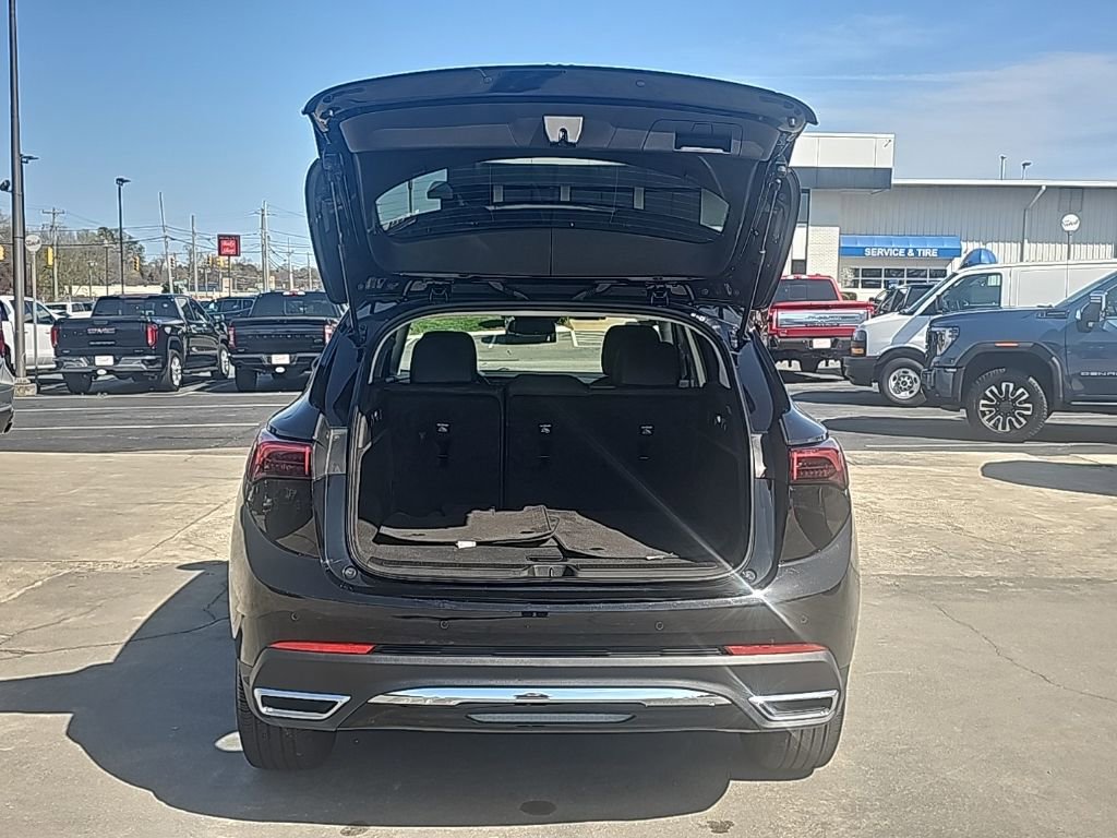Certified 2025 Buick Envision Preferred AWD/4WD image 10