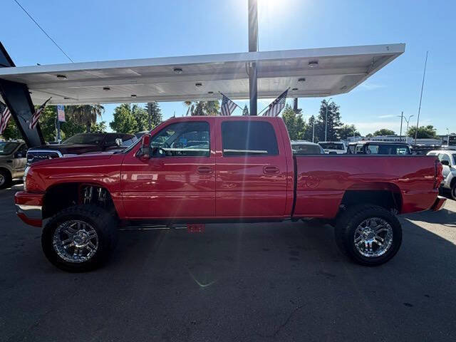Used 2003 Chevrolet Silverado 2500 LS w/ Skid Plate Package AWD/4WD image 6