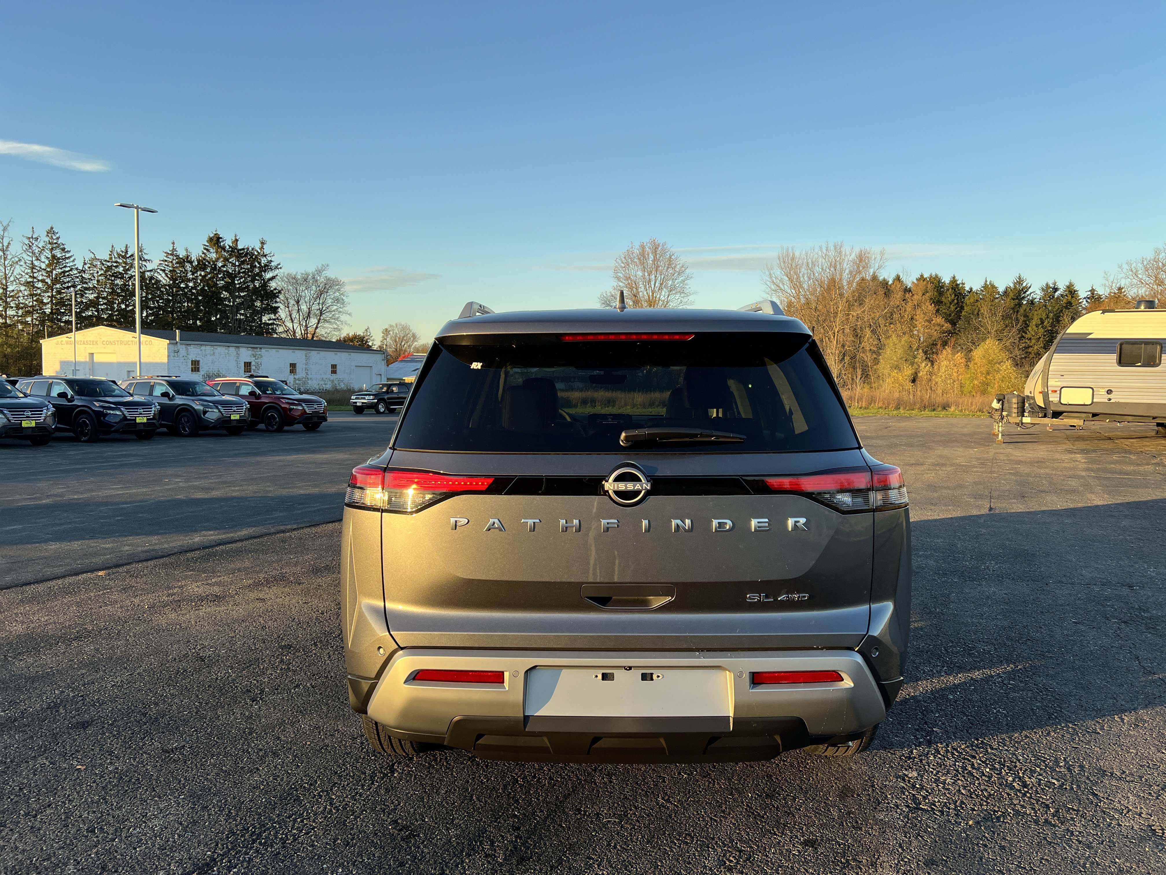 New 2025 Nissan Pathfinder SL image 7