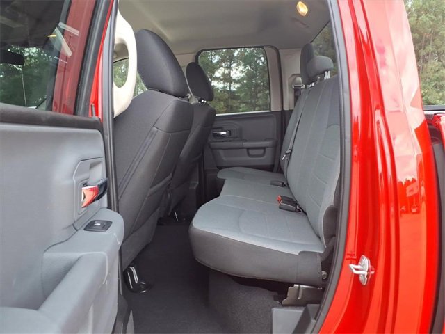 Used 2024 RAM 1500 Classic SLT image 17