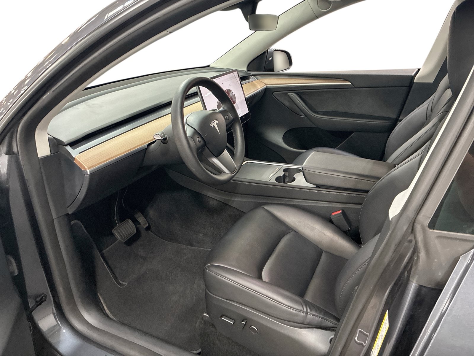 Certified 2023 Tesla Model Y Long Range AWD/4WD image 9