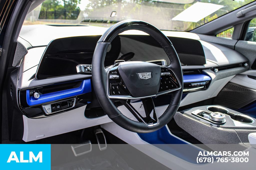Used 2026 Cadillac Optiq Luxury 2 AWD/4WD image 29