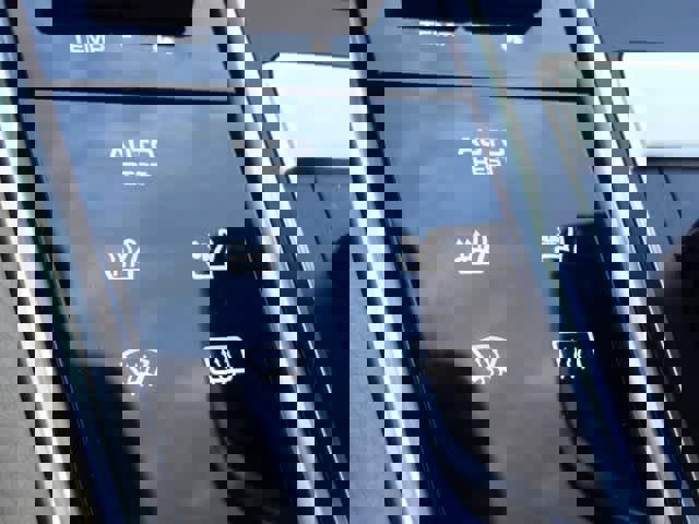 Used 2018 Porsche Panamera image 40