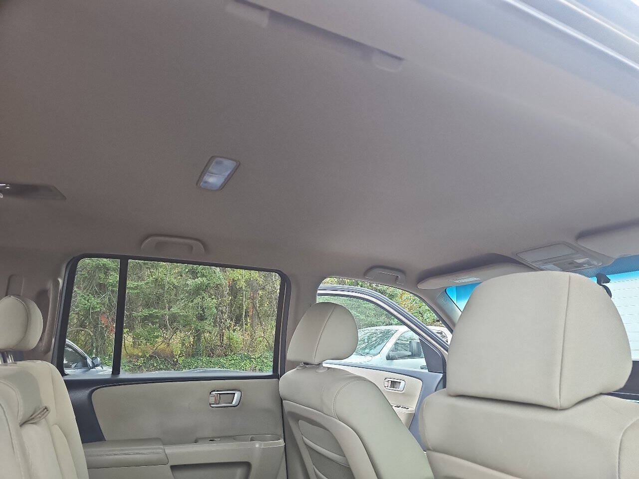 Used 2011 Honda Pilot LX image 19