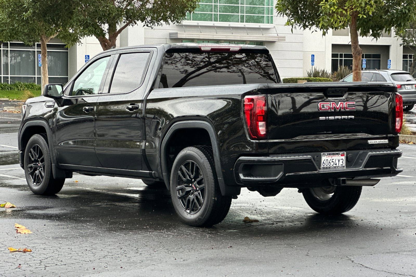 Used 2024 GMC Sierra 1500 Elevation RWD image 6