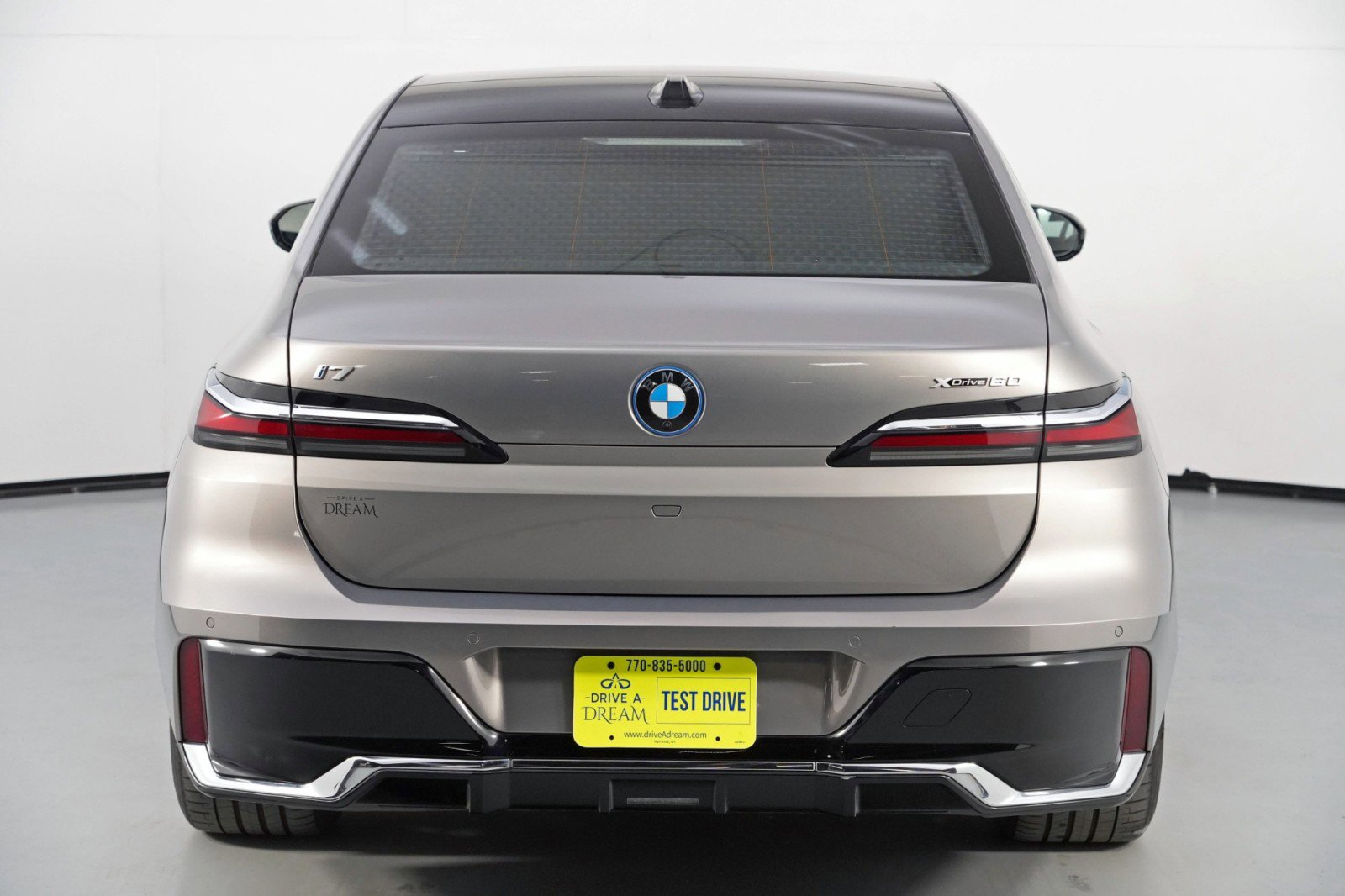 Used 2023 BMW i7 xDrive60 image 63