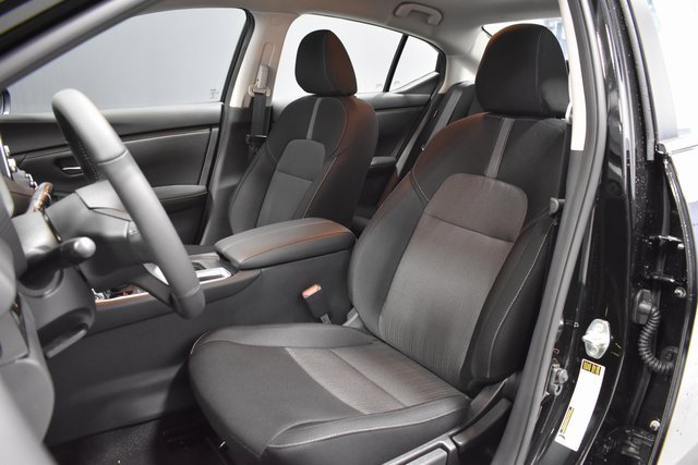 New 2025 Nissan Sentra SV image 5