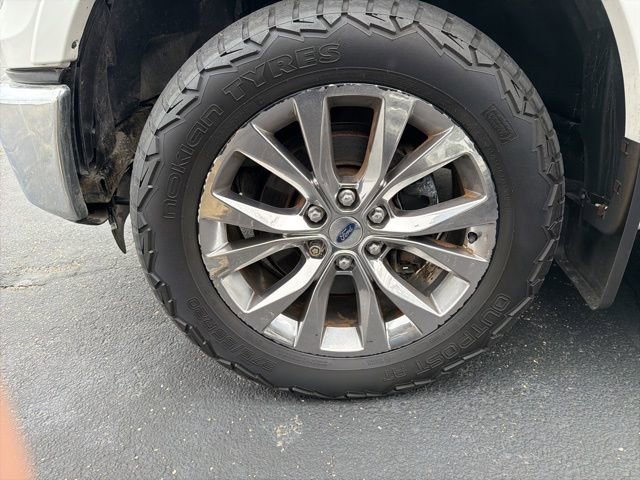 Used 2016 Ford F150 Lariat w/ Equipment Group 502A Luxury image 12