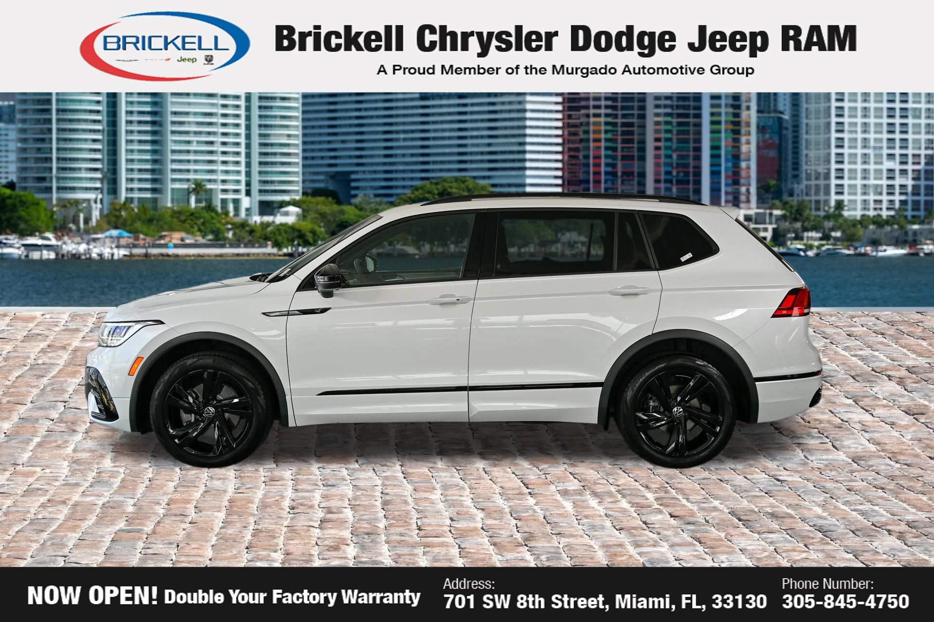 Used 2024 Volkswagen Tiguan SE R-Line FWD image 11
