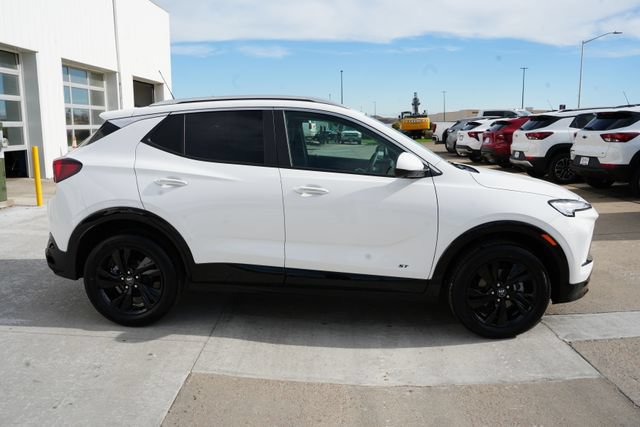 New 2026 Buick Encore GX Sport Touring w/ Advanced Technology Package AWD/4WD image 7