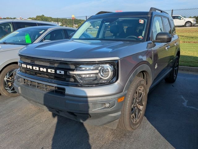 Used 2021 Ford Bronco Sport Outer Banks w/ Outer Banks Package AWD/4WD image 3