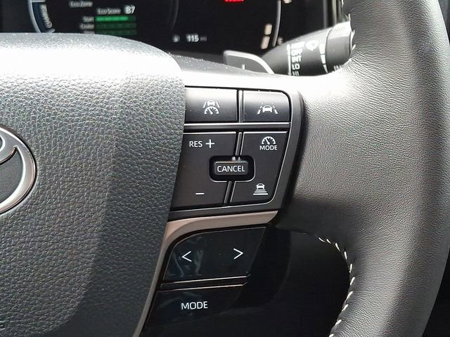 Used 2026 Toyota Camry SE FWD image 21