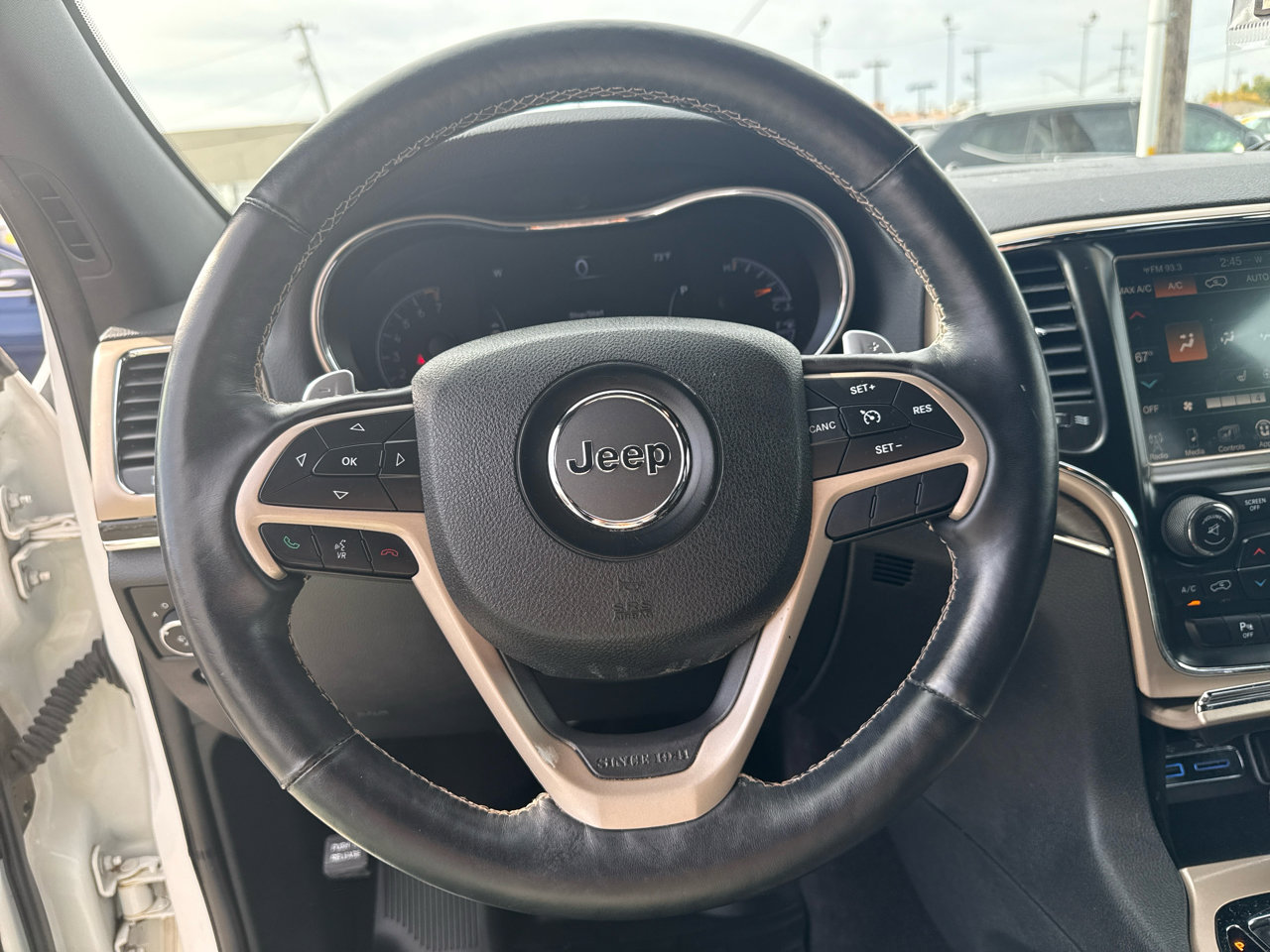 Used 2017 Jeep Grand Cherokee Limited image 19