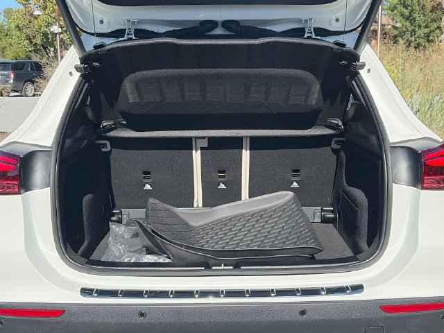 Certified 2026 Mercedes-Benz GLA 250 4MATIC image 27