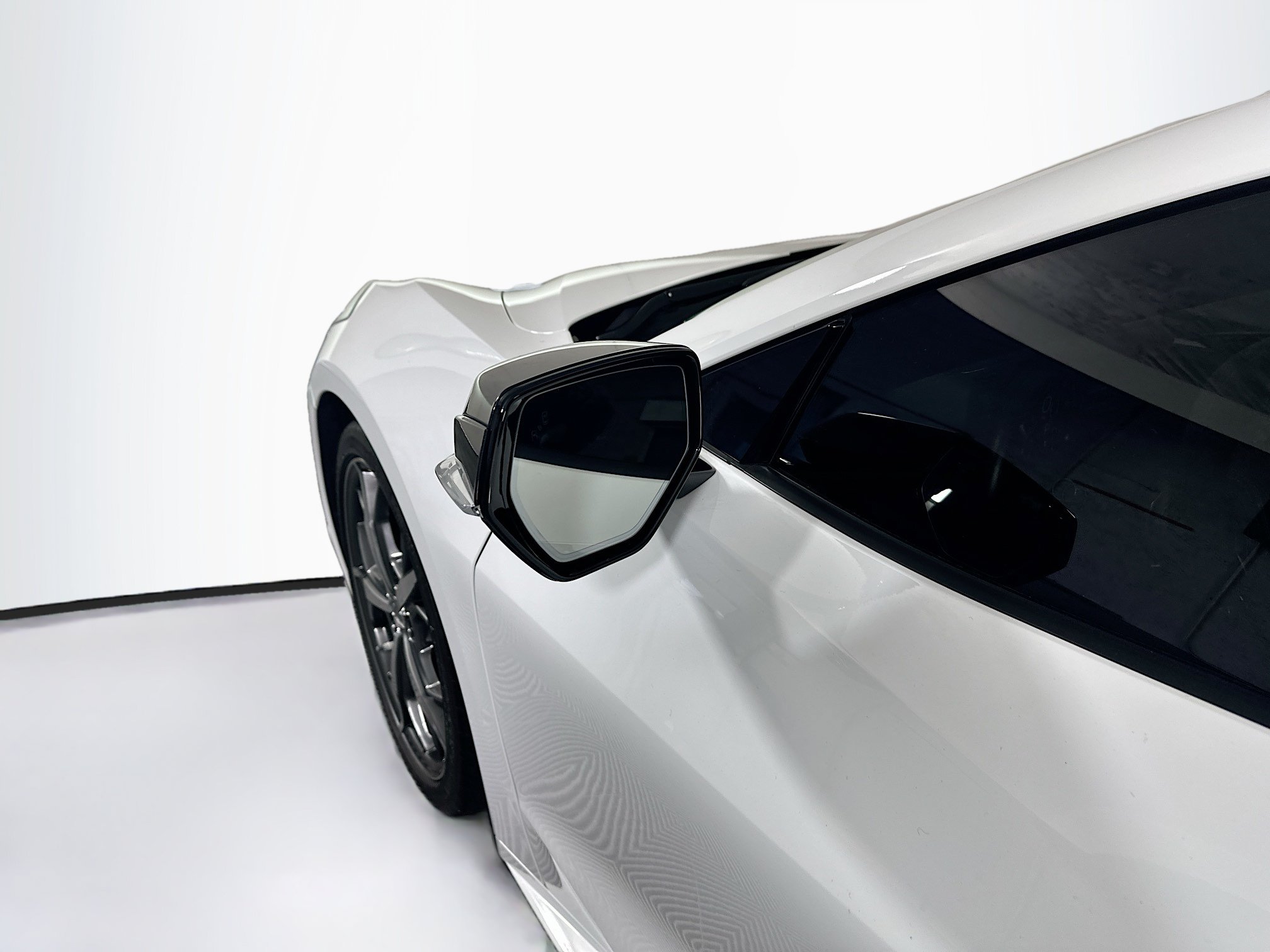 Used 2022 Chevrolet Corvette Stingray Premium Cpe w/ Z51 Performance Package RWD image 10