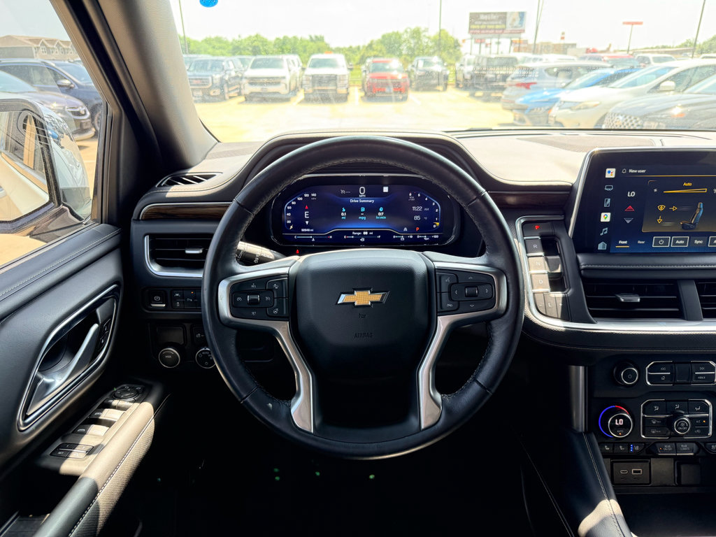 Used 2022 Chevrolet Suburban Premier RWD image 16