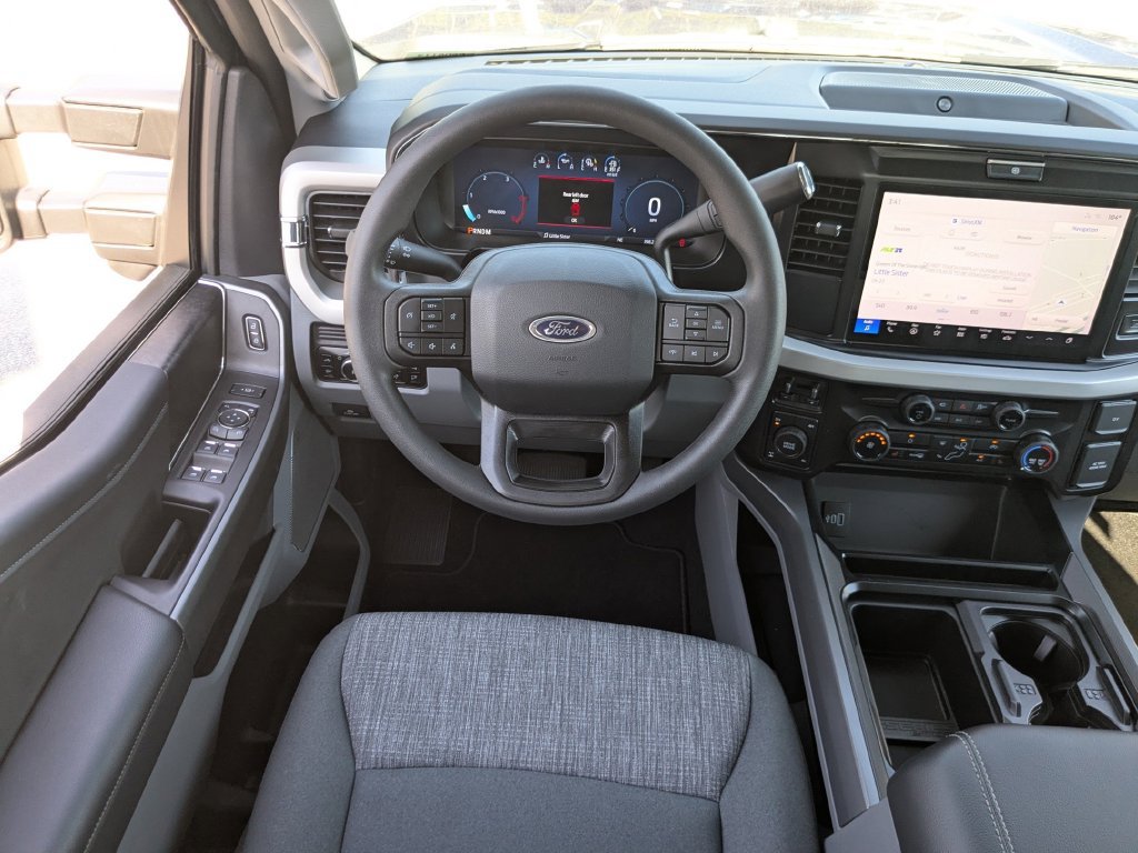 New 2026 Ford F250 XLT w/ XLT Premium Package AWD/4WD image 13