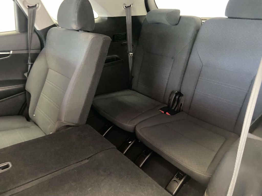 Used 2020 Kia Sorento LX image 15