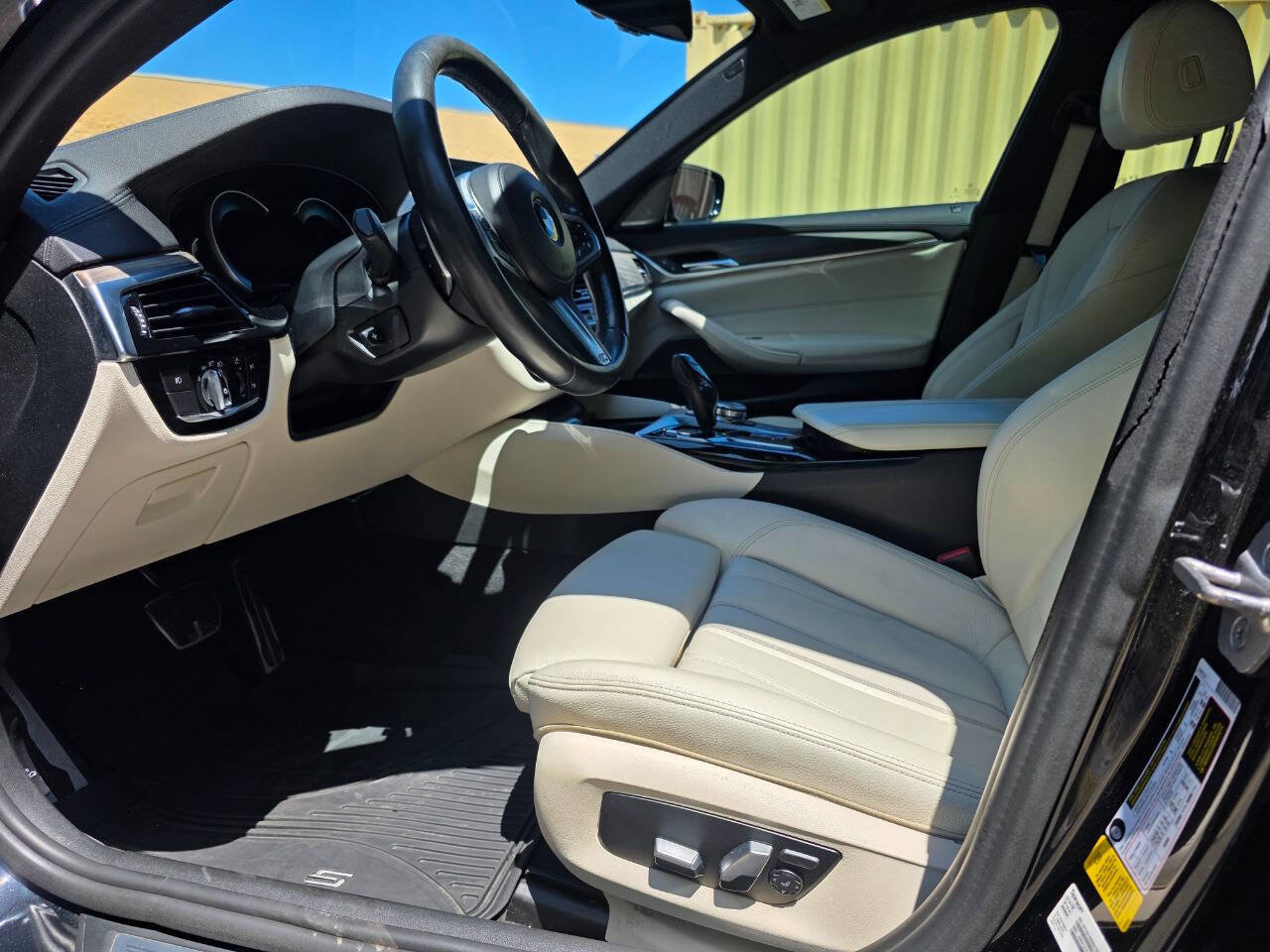 Used 2018 BMW 530i RWD image 15