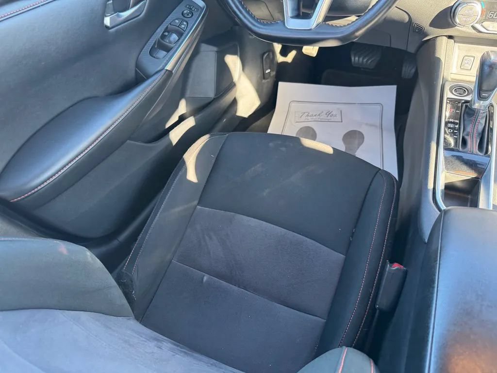 Used 2025 Nissan Sentra SR FWD image 21