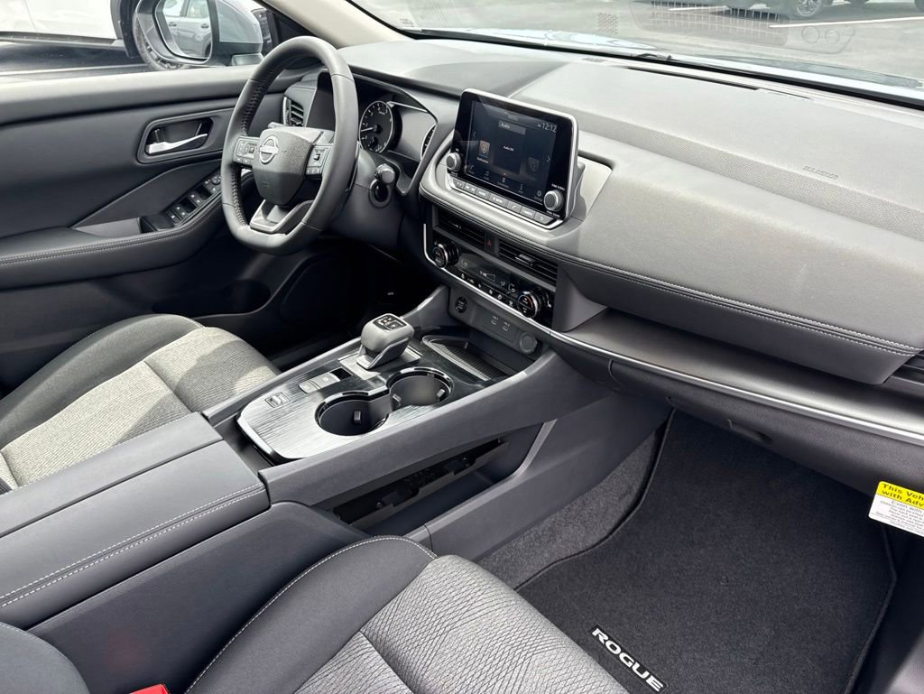 New 2026 Nissan Rogue SV w/ Cold Weather Package FWD image 18