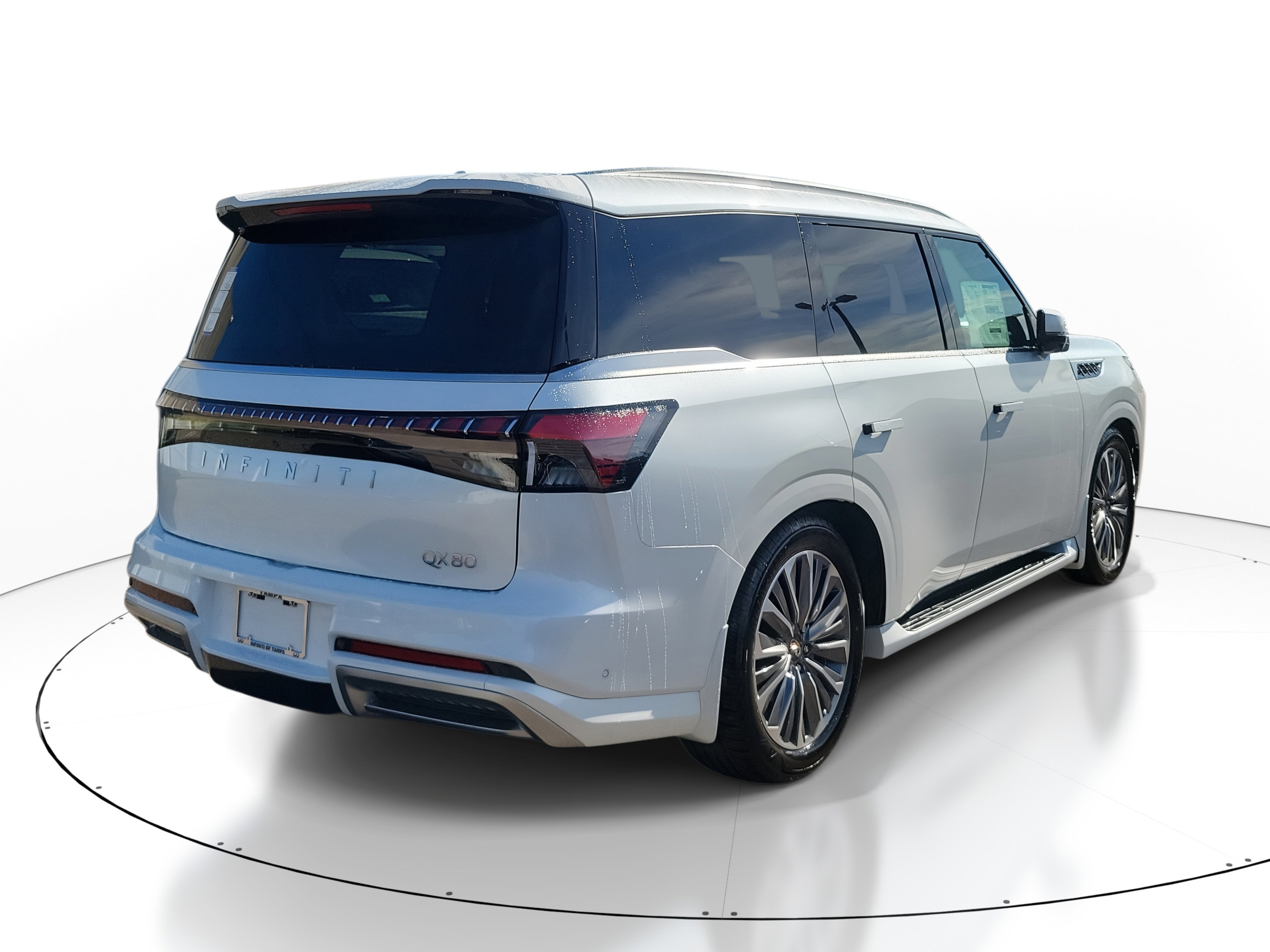 New 2026 INFINITI QX80 Luxe w/ Cargo Package image 3