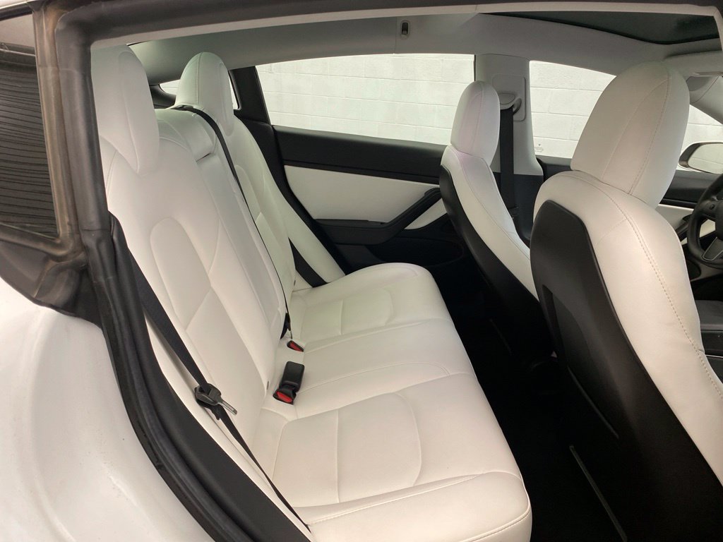 Used 2020 Tesla Model 3 Standard Range Plus RWD image 24