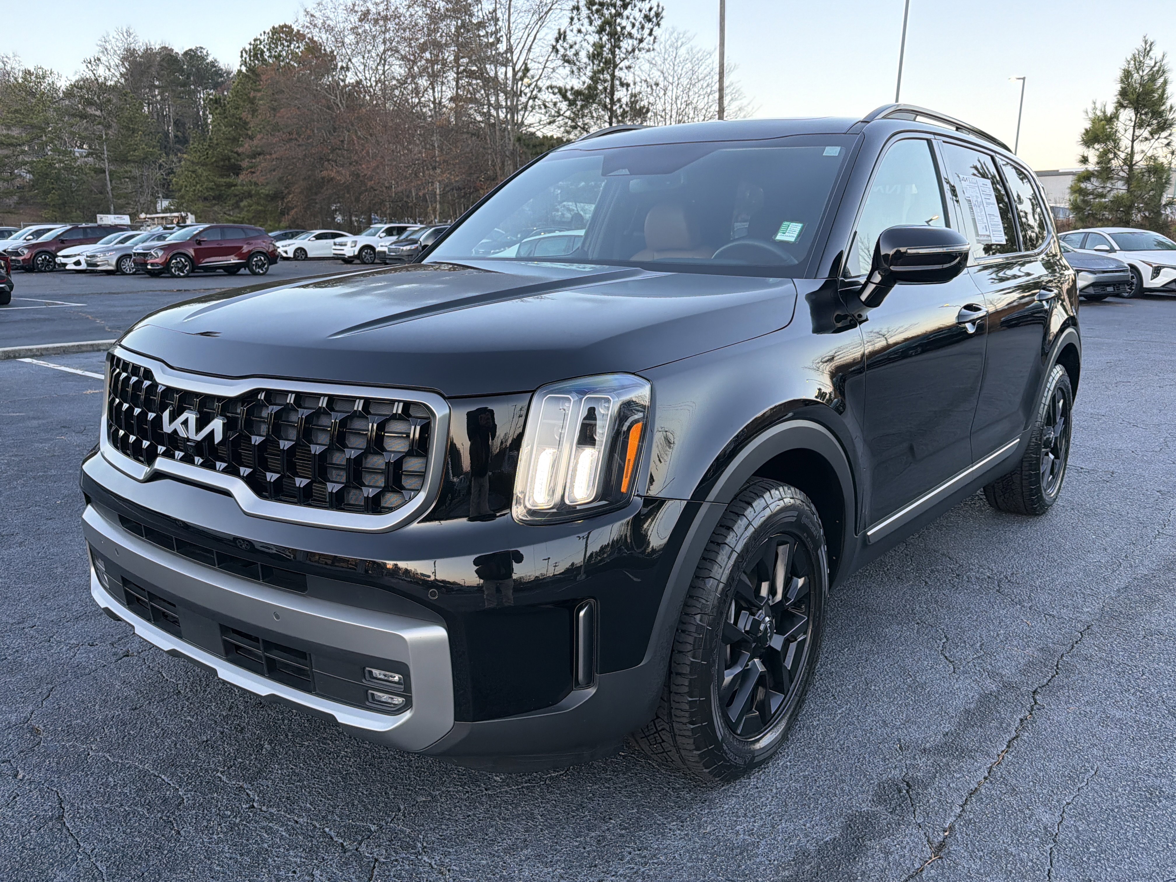 Used 2023 Kia Telluride SX X-Pro image 3