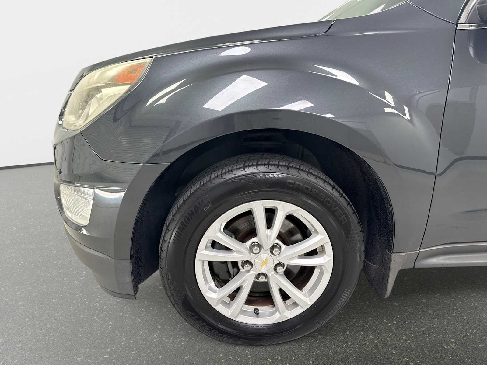 Used 2017 Chevrolet Equinox LT w/ Convenience Package FWD image 18