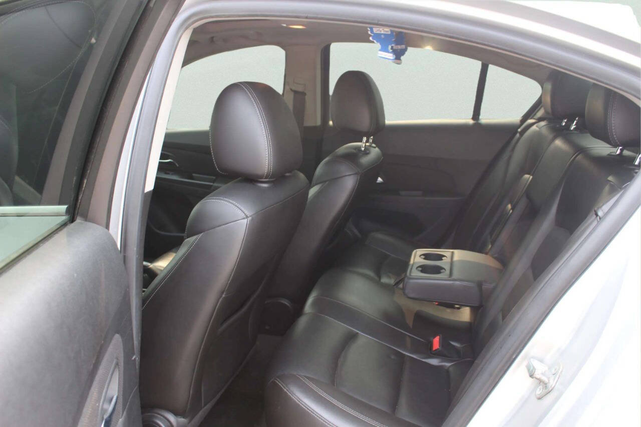 Used 2013 Chevrolet Cruze LTZ w/ RS Package FWD image 7